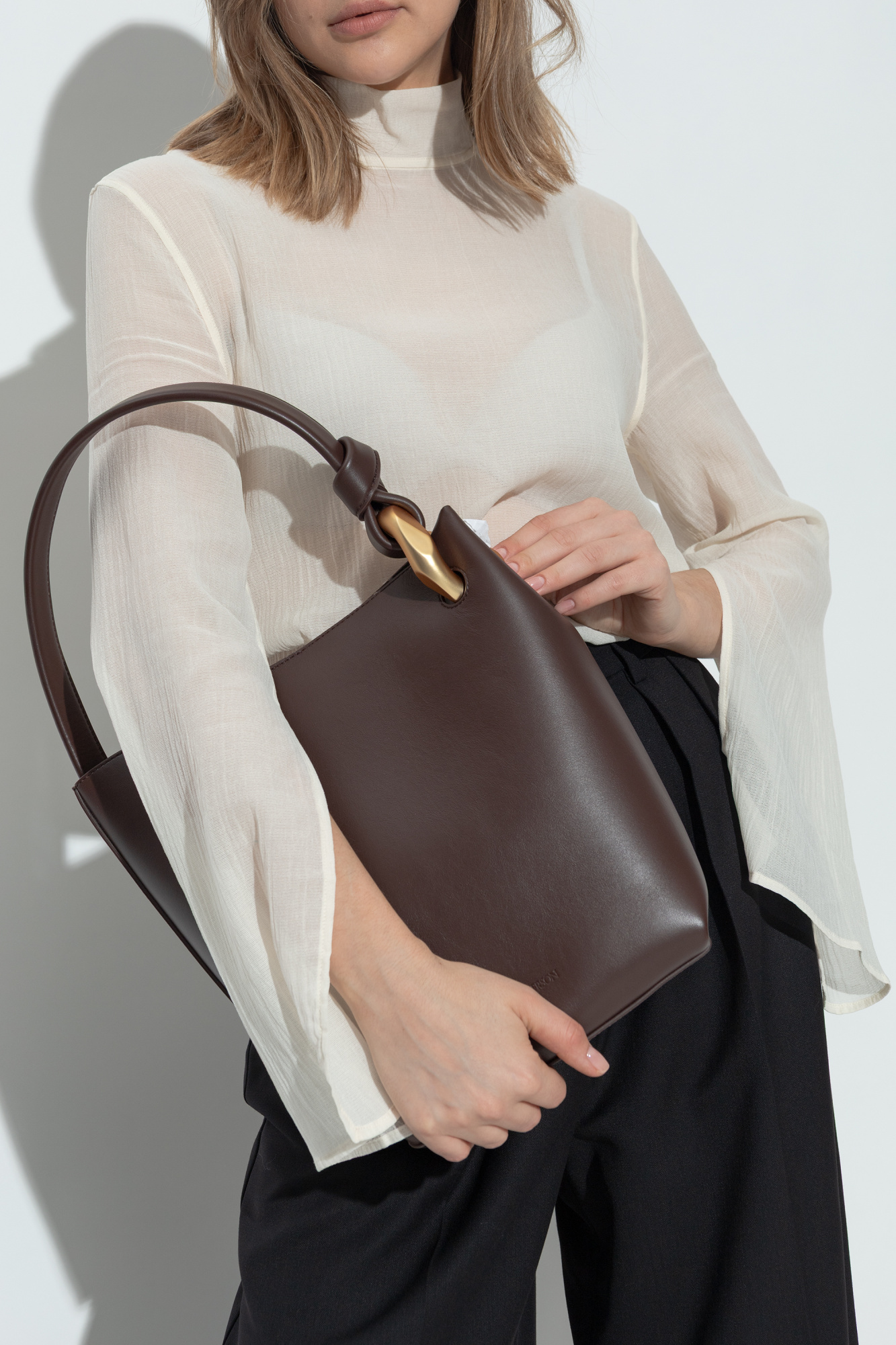 ショルダーバッグ・ポシェット J W ANDERSON BUCKET BAG (HB0737LA0232 631) JW Anderson The JWA Corner Small Bucket Bag | Shopbop